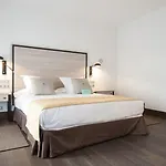 De