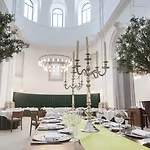 Hotel De