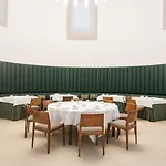 Hotel De