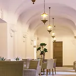 Hotel De