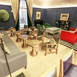 Hotel De 4*