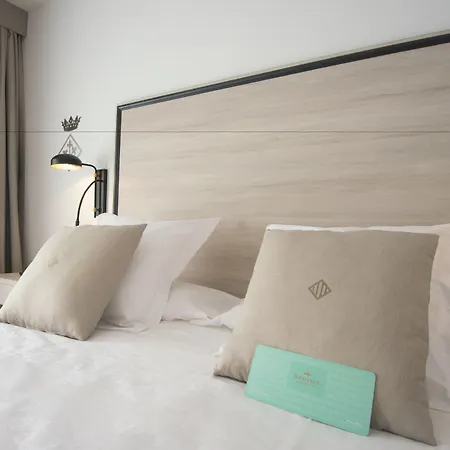 De Hotel 4*