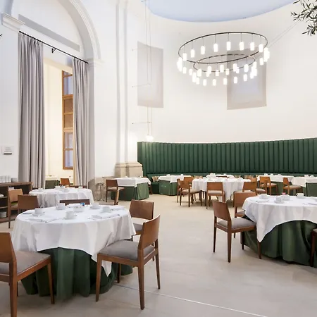 Hotel De